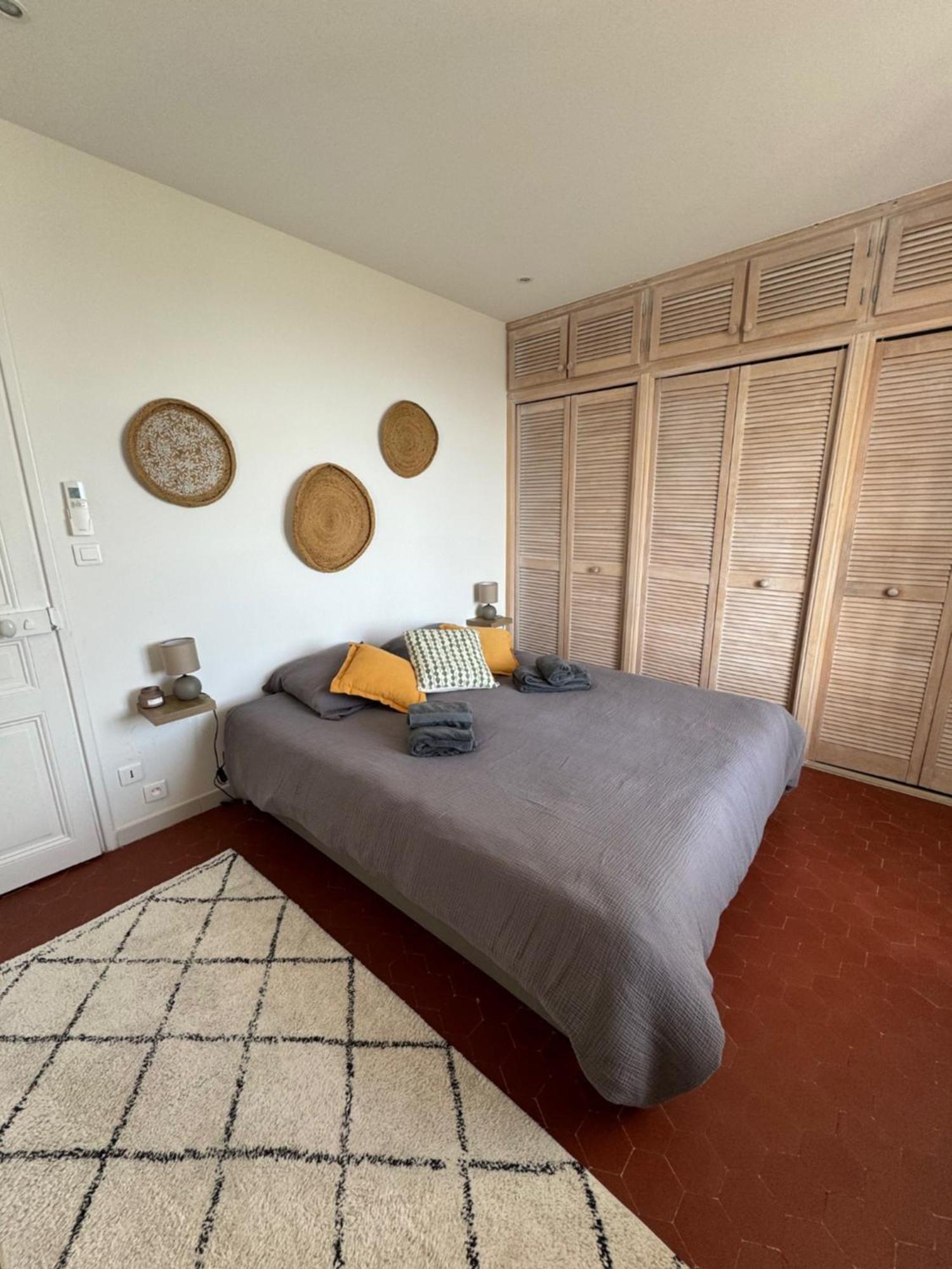 Maison De Village Renovee Avec Vue Mer Exceptionnelle Σαιντ-Μαξίμ Εξωτερικό φωτογραφία